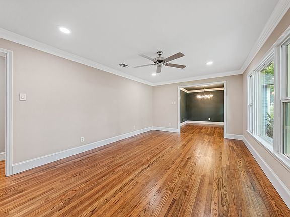 4th image of 4104A Austin Ave
