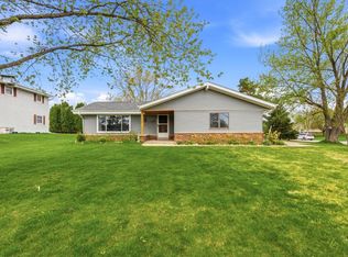 10653 Beacon Hill COURT W W, Franklin, WI 53132
