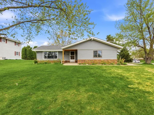 10653 Beacon Hill COURT W W, Franklin, WI 53132