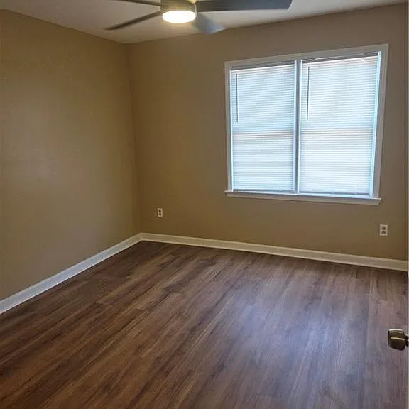 5595 Wells Cir — Photo 19