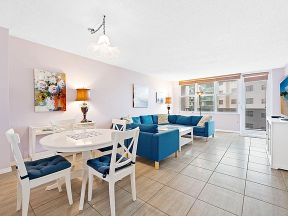 4th image of 3725 S Ocean Drive #420