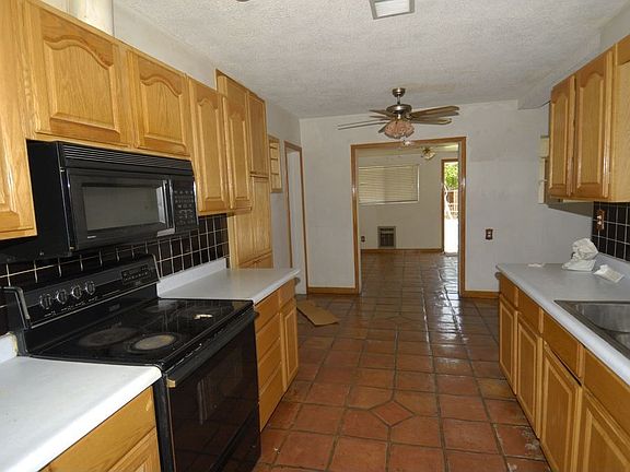 Newer Cabinets make the kitchen a dream to work in