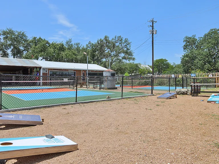 Pickle Pub Pickleball