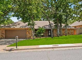 2212 Dover Dr, Edmond, OK 73034