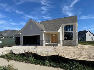 3817 White Oak WAY, Waukesha, WI 53188