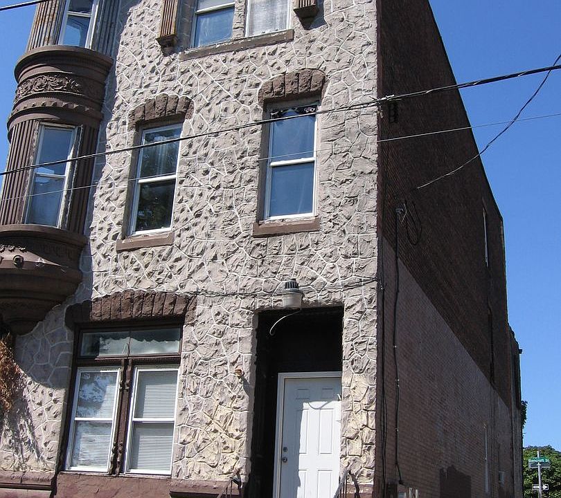 1st image of 3126 N 16th St APT 3
