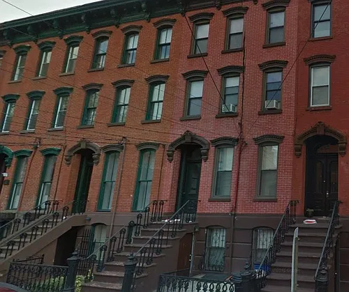 227 8th St #2 Photo 1
