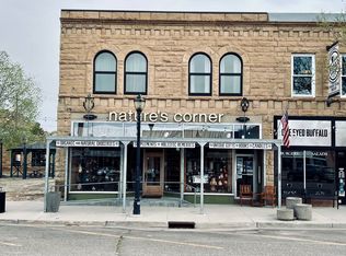 530 Broadway St, Thermopolis, WY 82443