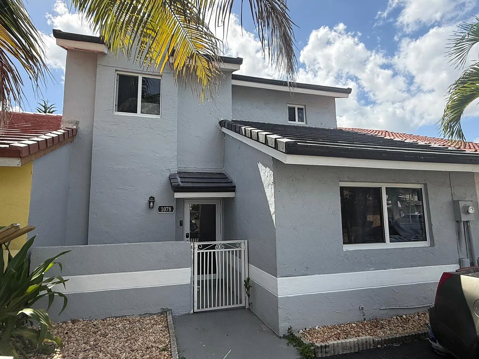 3 bed, 1322 sqft, $2,600 — Photo 1