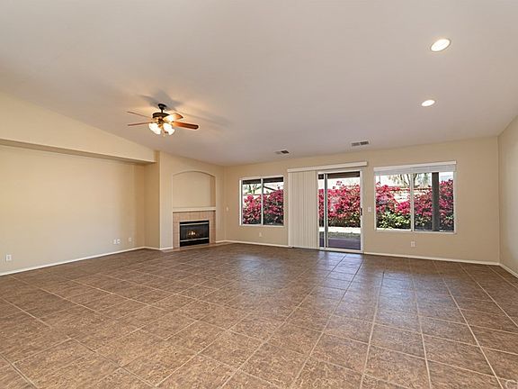 5th image of 83906 Avenida Serena