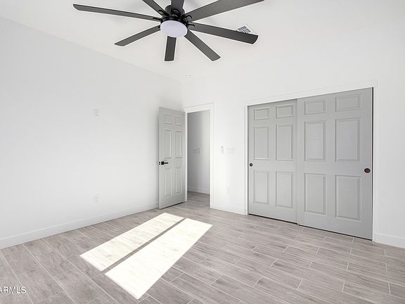 4th image of 10611 N 81st Avenue