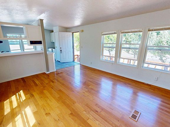 3rd image of 32051 Watson Ln Space B