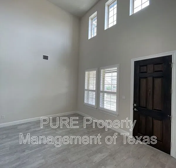 716 Expedition Way — Photo 4