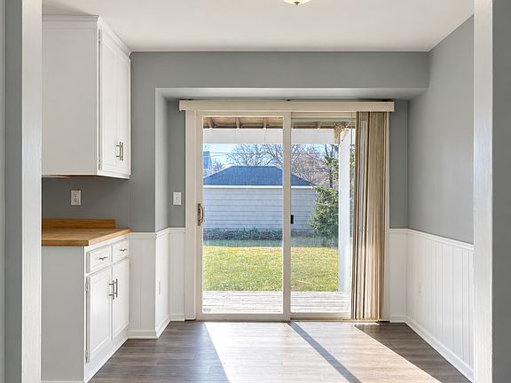 4th image of 505 W 70th St