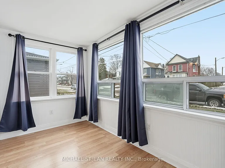 20 York St — Photo 11