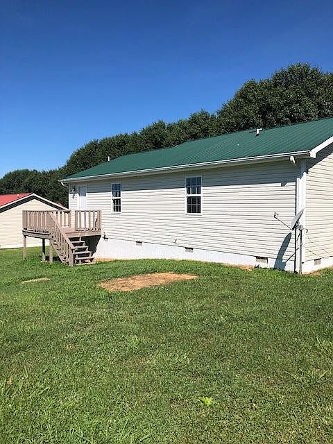 2nd image of 4007 Shelbyville Rd