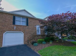 312 Old Franklin Pl, Jonesborough, TN 37659