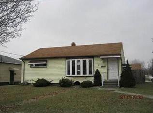 6113 Hardin Dr, Brookpark, OH 44142
