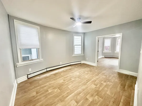 130 Grant Avenue image 13 of 18