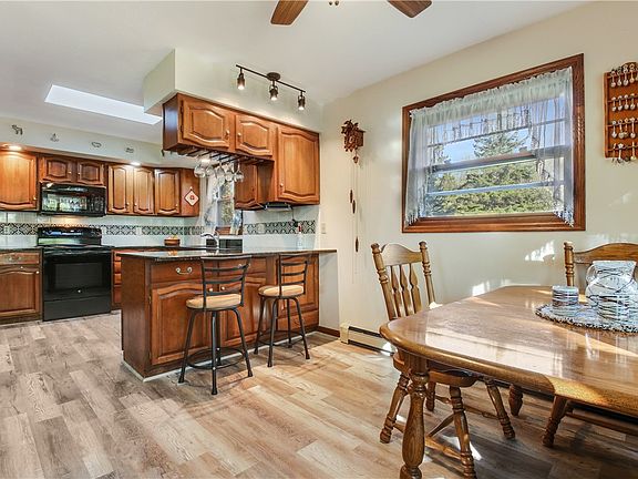 5th image of 13577 95th Avenue