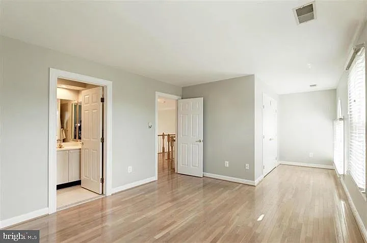 14213 Floral Park Dr — Photo 28