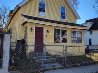 49 Birch St, Worcester, MA 01603