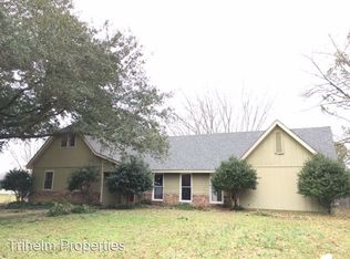 445 Holly Hedge Dr, Madison, MS 39110