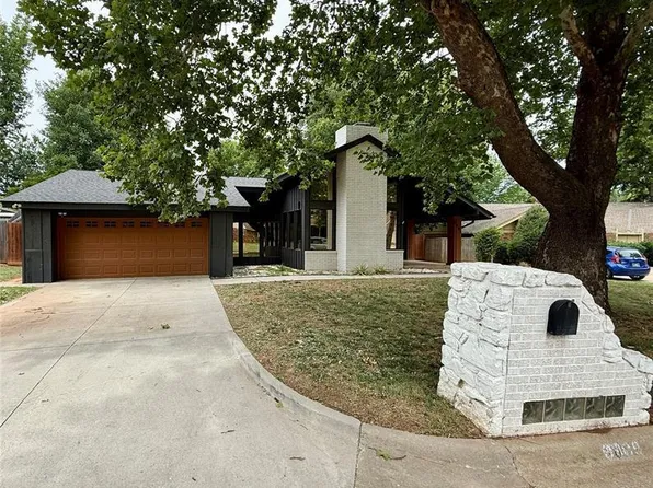 8809 N Kensington Rd, Oklahoma City, OK 73132