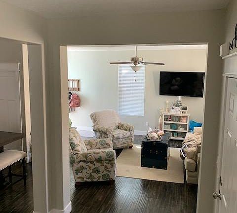 5th image of 10248 S Millerton Dr