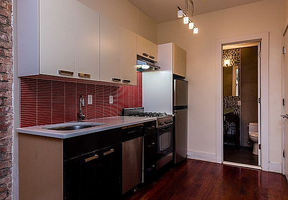 2nd image of 179 Knickerbocker Ave APT 2B