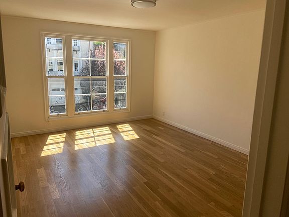 4th image of 1150 Greenwich St APT 4