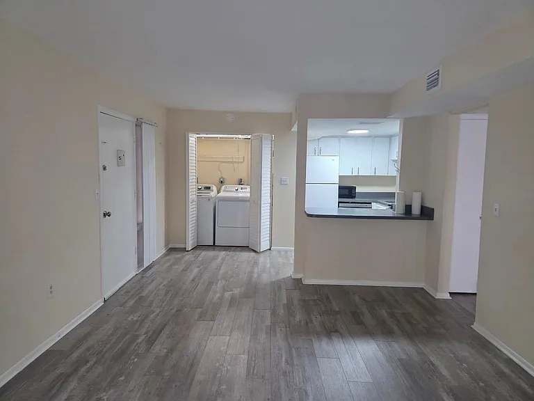 8605 Huron Ct #34 — Photo 15