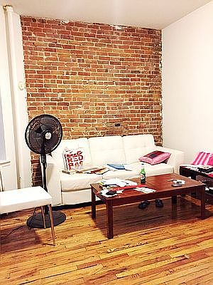 2nd image of 242 E 77th St #2R