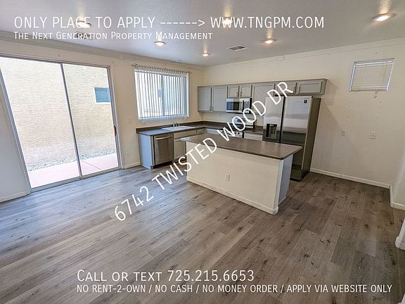 4th image of 6742 Twisted Wood Dr