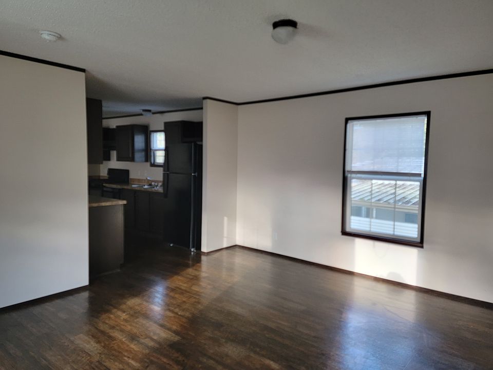 1st image of 85 Schirra Ave #85