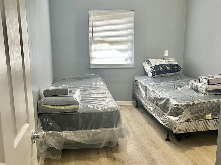 500 Beecher St #1/2 — Photo 7