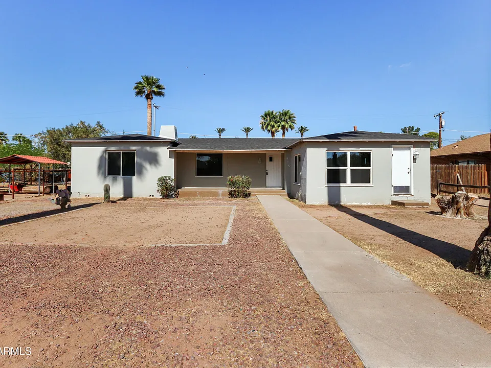 919 N Gilbert Ave