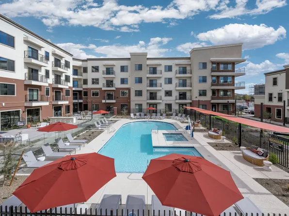 Icon @ Cooley Station