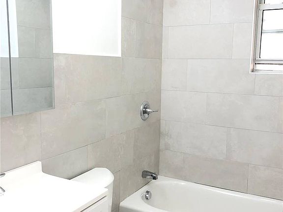 5th image of 32-32 86th St Floor 1