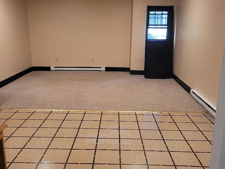 89 N Main St #1 — Photo 3