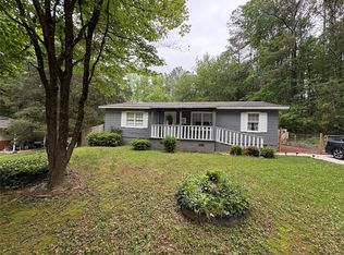 38 Daniel Cir, Franklin, GA 30217