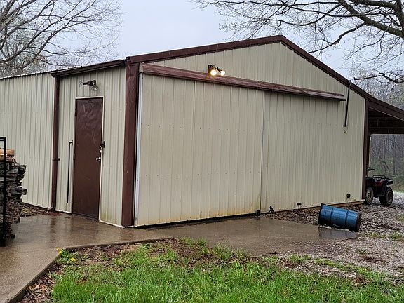 5th image of 17860 N Woodlawn Ln