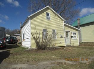 34 West St, Malone, NY 12953