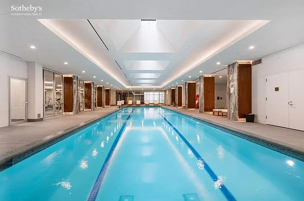 小物 DEUXIEMECLASSE.L' Appartement.IENA.plage 215 East 19th Street #2A in Gramercy Park, Manhattan