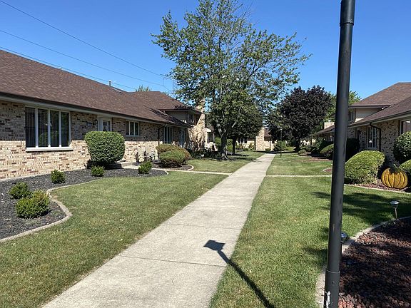 3rd image of 15257 74th Ct #41