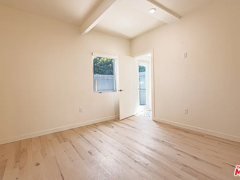 7273 Birdview Ave — Photo 5