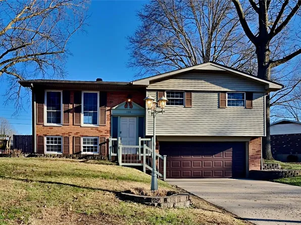104 Philecia Dr, Swansea, IL 62226
