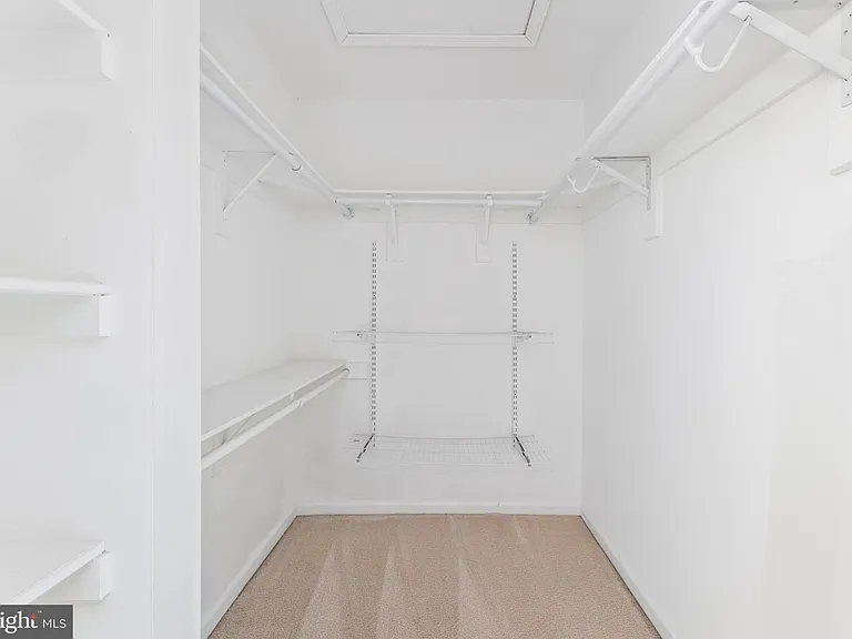 3343 Cape May Ct — Photo 30