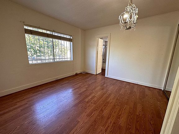 4th image of 2708 Denton Ave