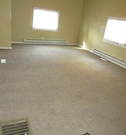 2nd image of 518 S 5th St APT A